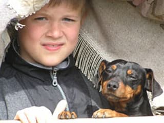 Paul mit Zwergpinscher